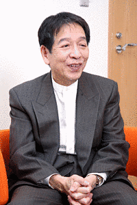 西角友宏の画像