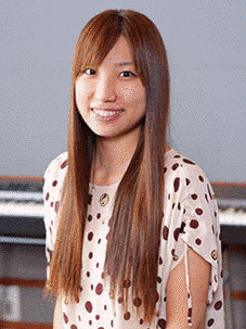 吉岡亜衣加の画像