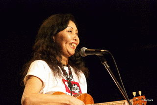 桑名晴子の画像