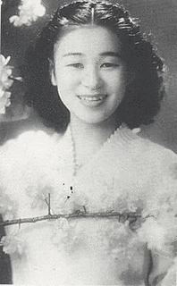 菅原都々子の画像