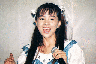 里中茶美の画像