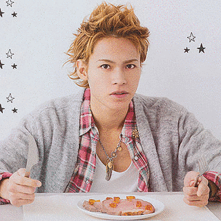 上田竜也の画像