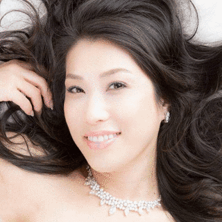 前田瑠美の画像