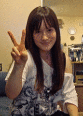 関山藍果の画像