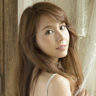 MAY J.の画像