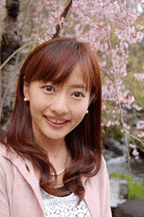 島本真衣の画像