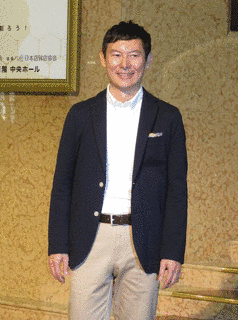 川端健嗣の画像