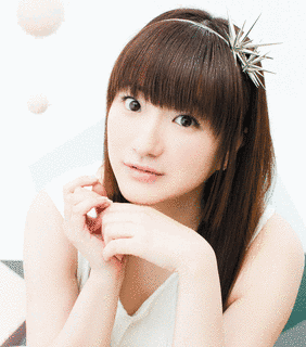 新谷良子の画像