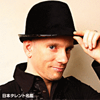 ブライアン・バートンルイスの画像
