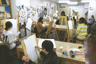 美術教室の画像
