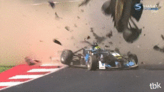 衝撃の映像クラッシュの画像