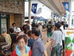 土曜元気市の画像