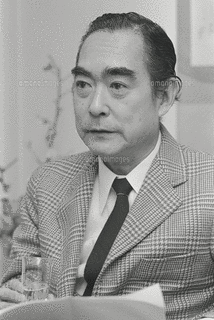 荻昌弘の画像
