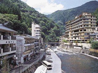 杖立温泉の画像