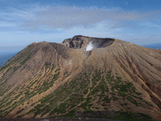 雌阿寒岳の画像