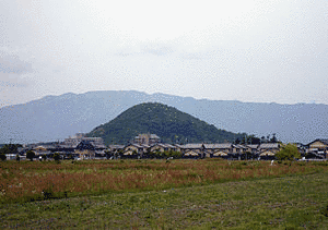 畝傍山の画像