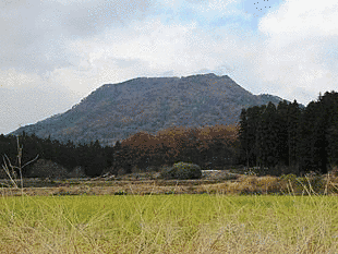 鞍掛山の画像