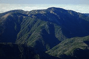 光岳の画像