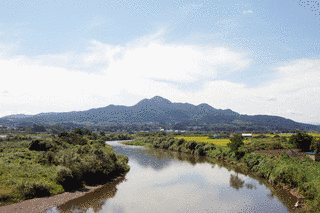 名久井岳の画像