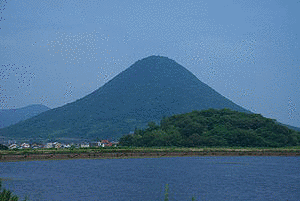飯野山の画像