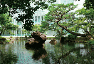 擁翠園の画像