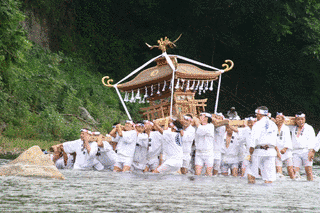 秩父川瀬祭の画像