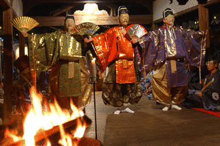 奈良豆比古神社の翁舞の画像