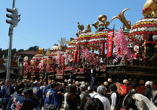 石動曳山祭の画像