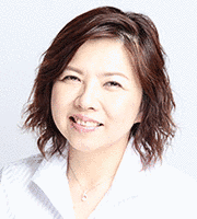 新田万紀子の画像