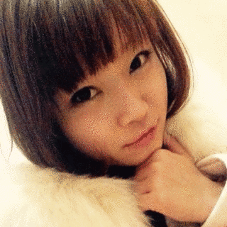 村井真里の画像
