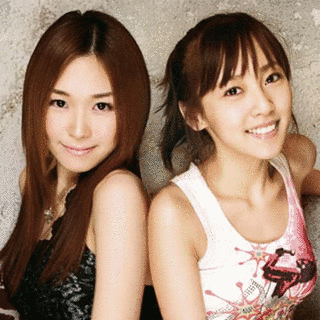 愛内里菜&三枝夕夏の画像