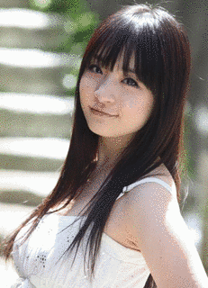 山本彩乃の画像