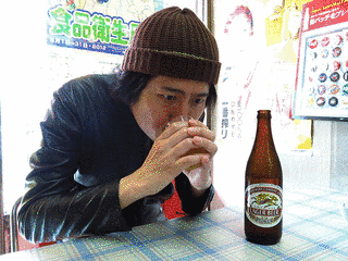 コップ一杯の戦争の画像
