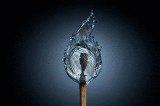 水の炎の画像