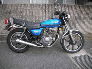 カワサキ・Z250FSの画像