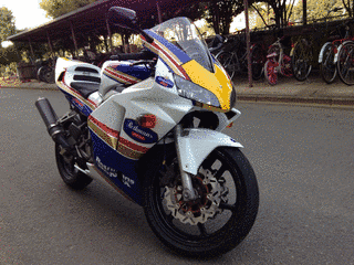 ホンダ・CBR250RRの画像