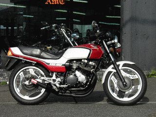 ホンダ・CBX400Fの画像