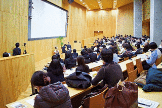 2012年の文学の画像