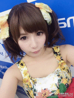栗林里莉の画像