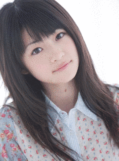 前田憂佳の画像