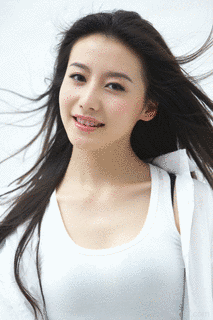 小室芹奈の画像