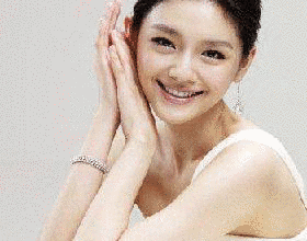 深田梨菜の画像