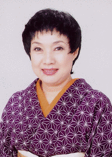荒井洸子の画像