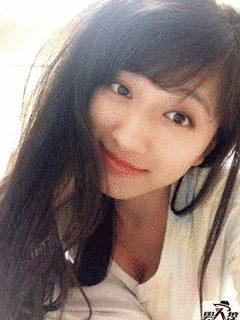 成宮梓の画像