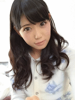 芦川芽依の画像
