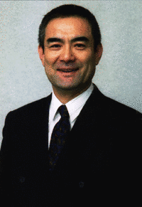 辻萬長の画像