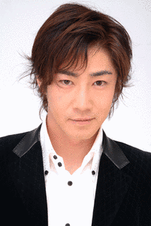 津田英佑の画像