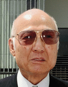 八名信夫の画像