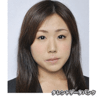 鈴木里彩の画像