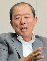 井上亮の画像